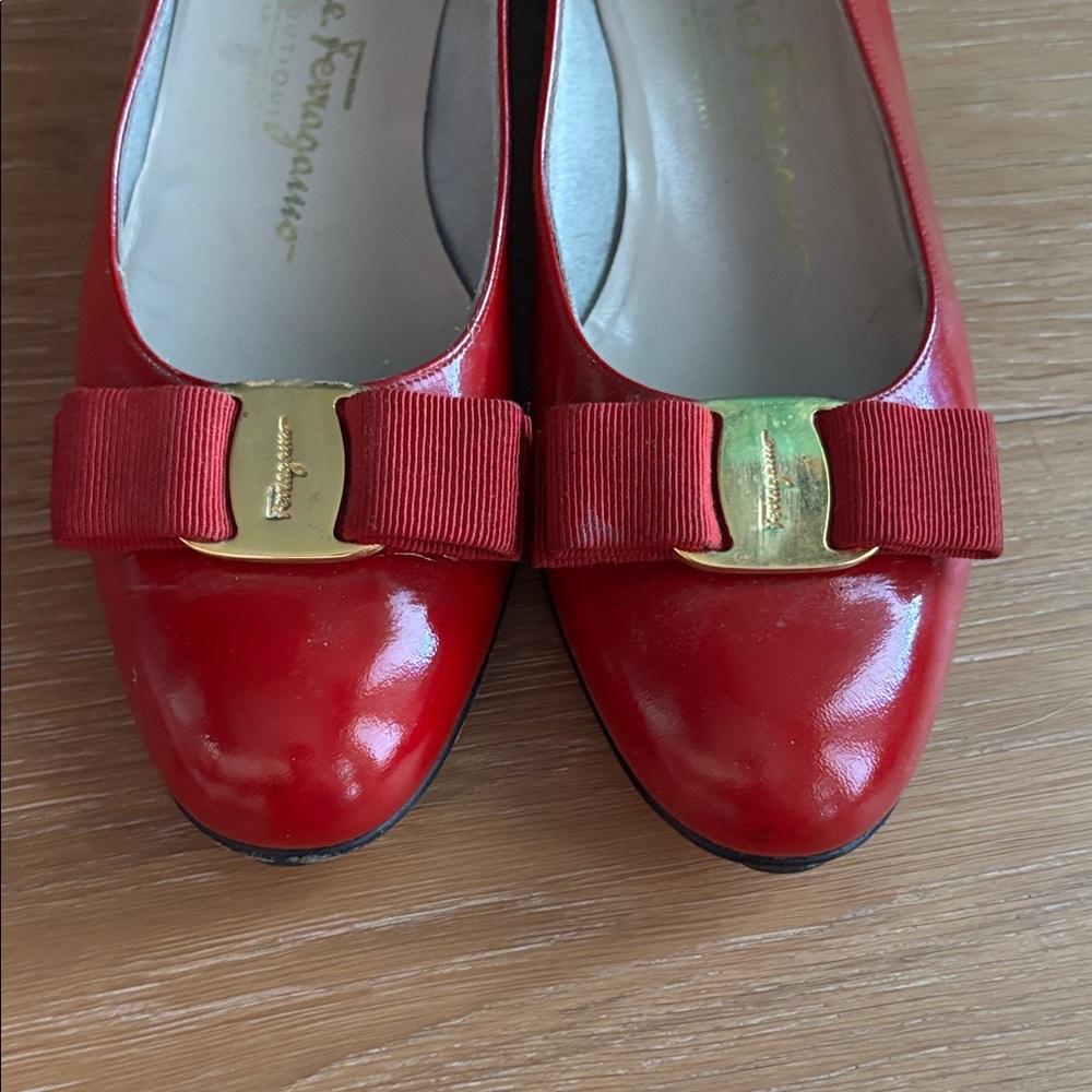 Salvatore Ferragamo Red Heels with Gold Accent - Picture 8 of 8